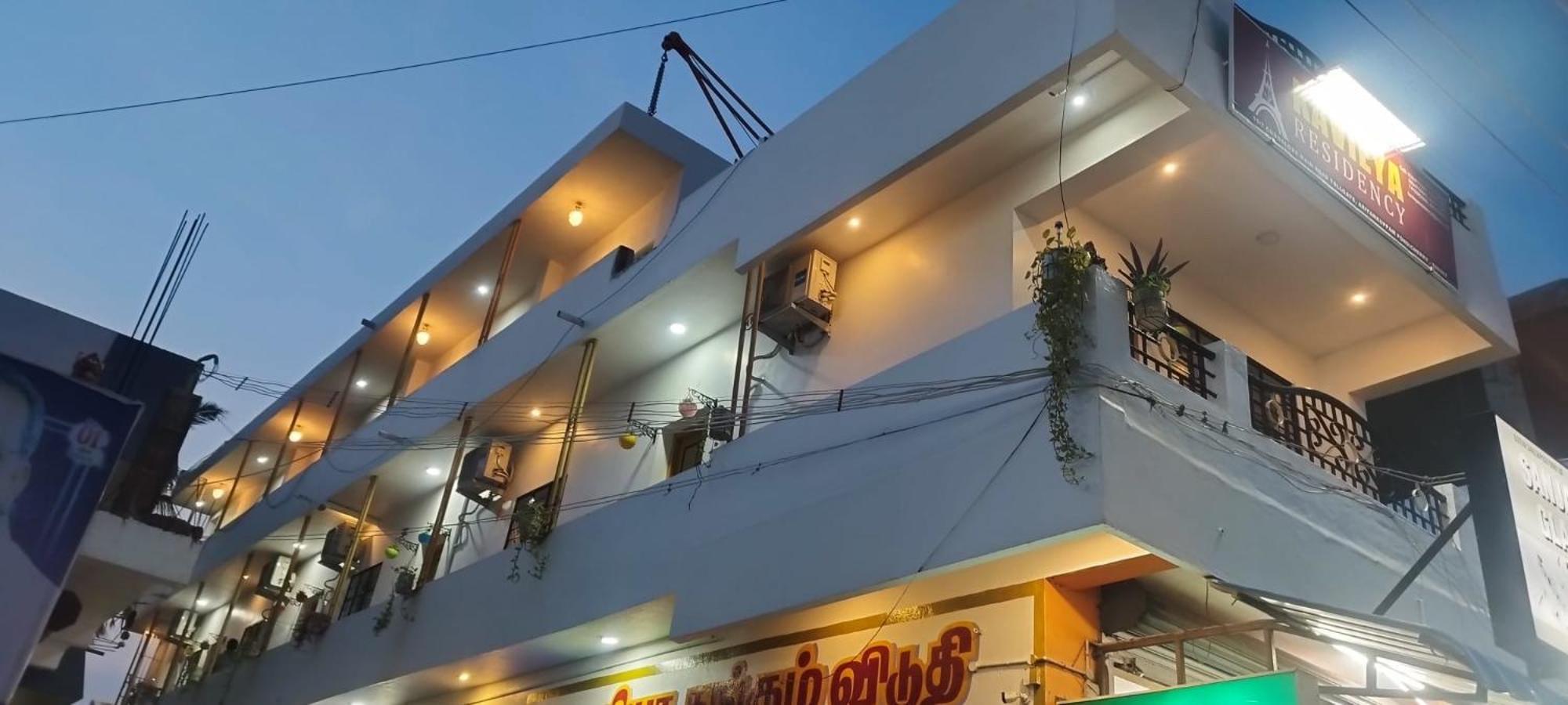 Kavieya Residency Hotel Purnankuppam Exterior photo