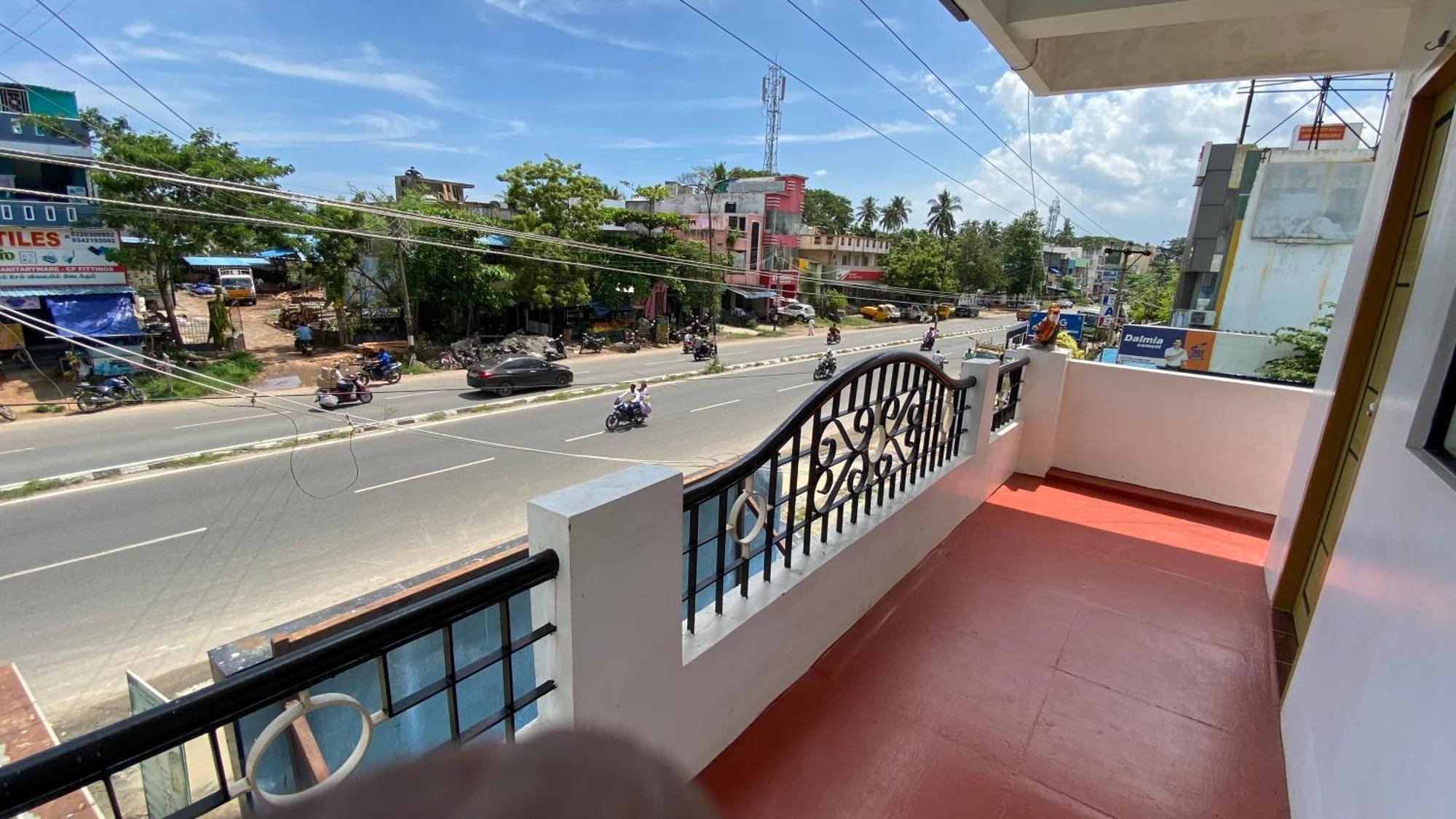Kavieya Residency Hotel Purnankuppam Exterior photo
