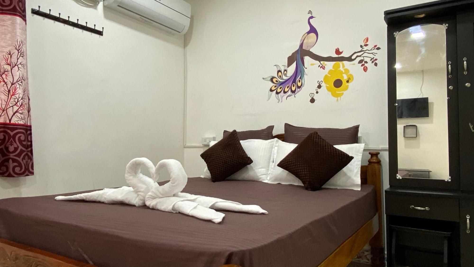 Kavieya Residency Hotel Purnankuppam Exterior photo